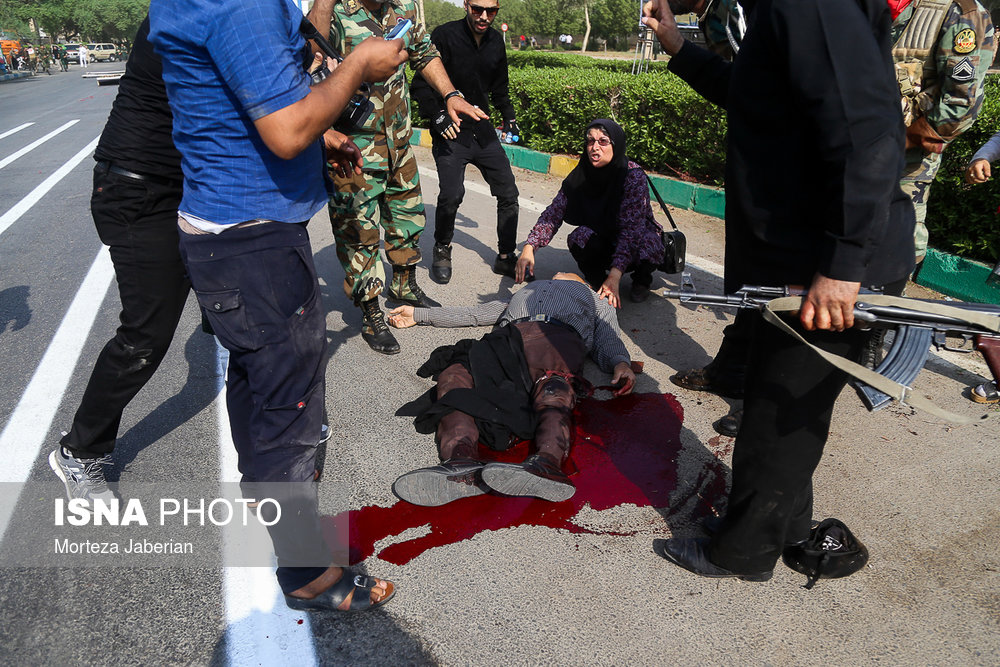 تصاویر دلخراش خبرگزاری دولتی از حادثه تروریستی اهواز(+۱۸)